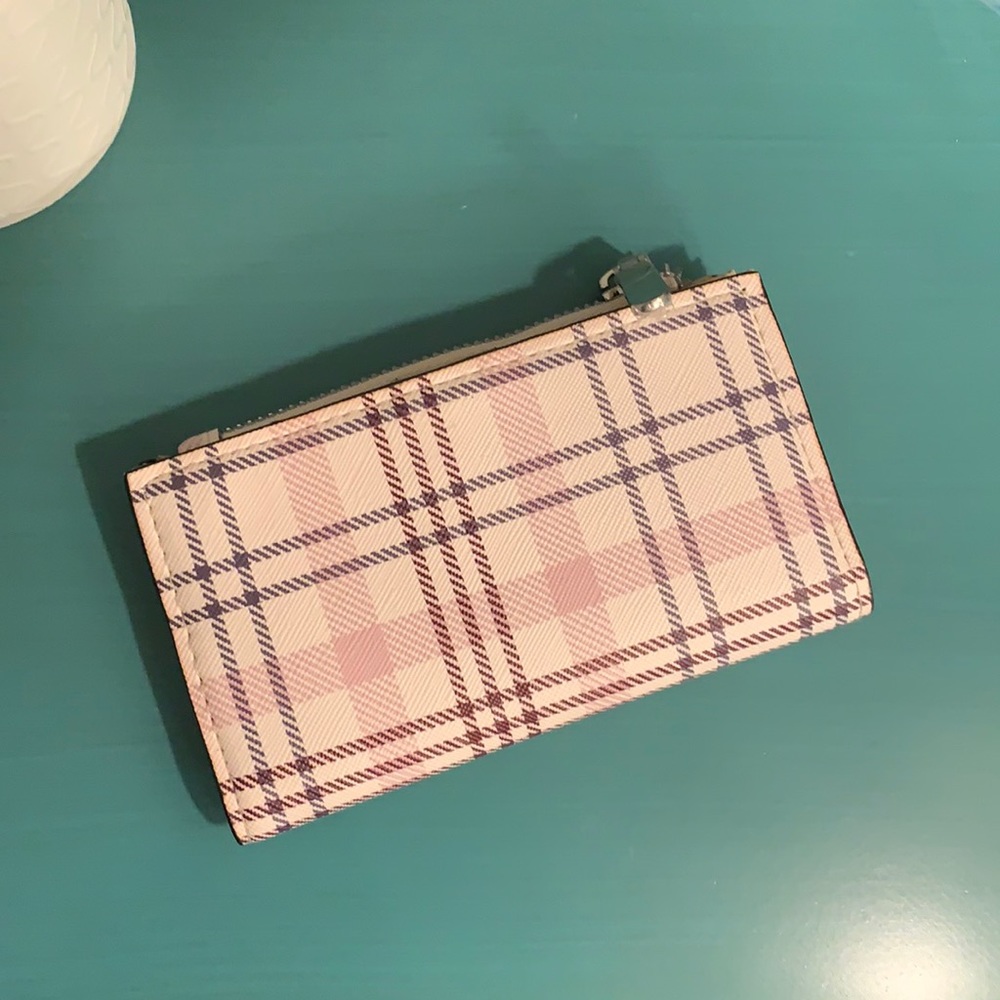NWOT small plaid wallet